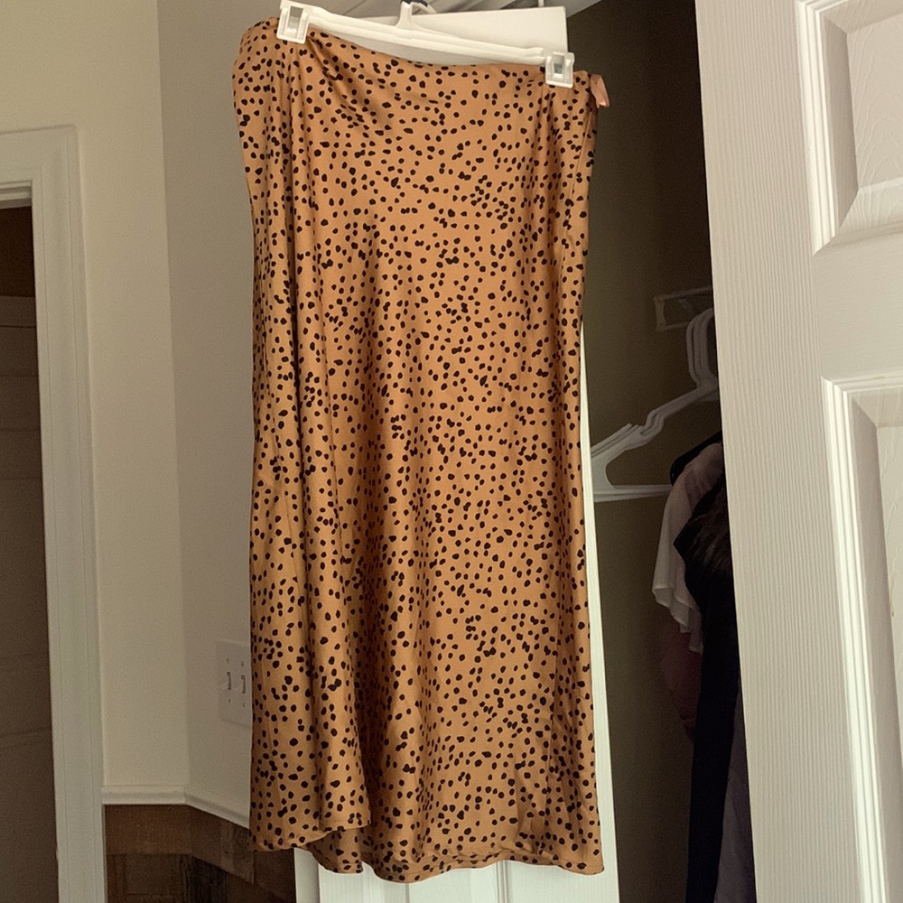 Flowy skirt